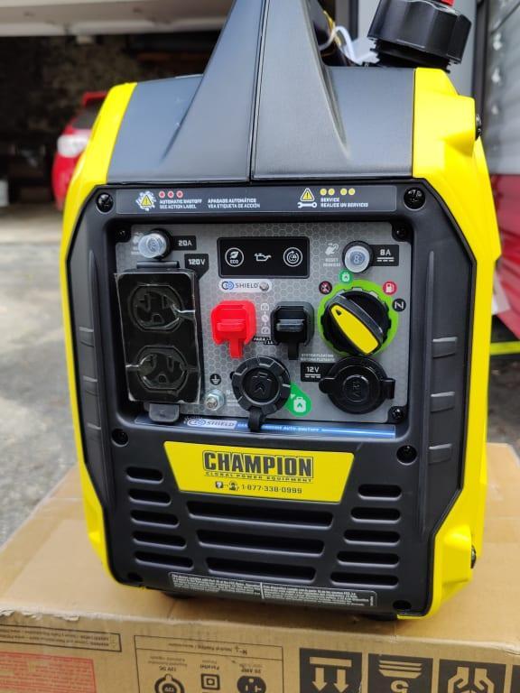 2500W Dual Fuel Inverter with CO Shield® - 201183 - Champion