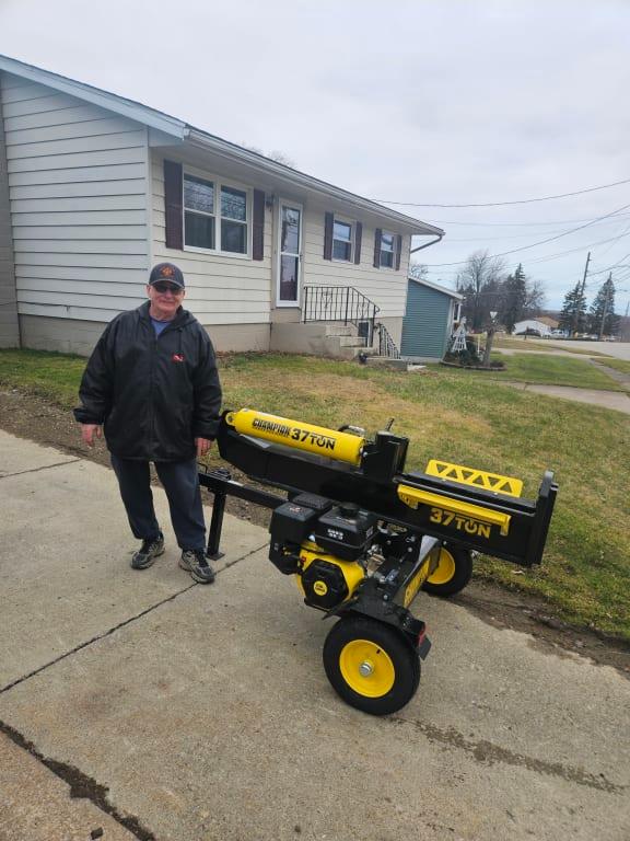 Champion log deals splitter 37 ton