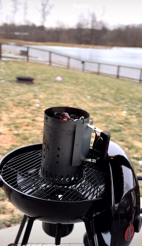 22-inch Kettle Charcoal Grill and Smoker - Char-Griller