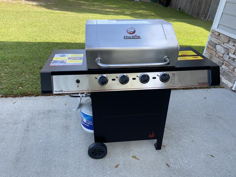 Performance Series Amplifire 4 Burner Gas Grill Charbroil