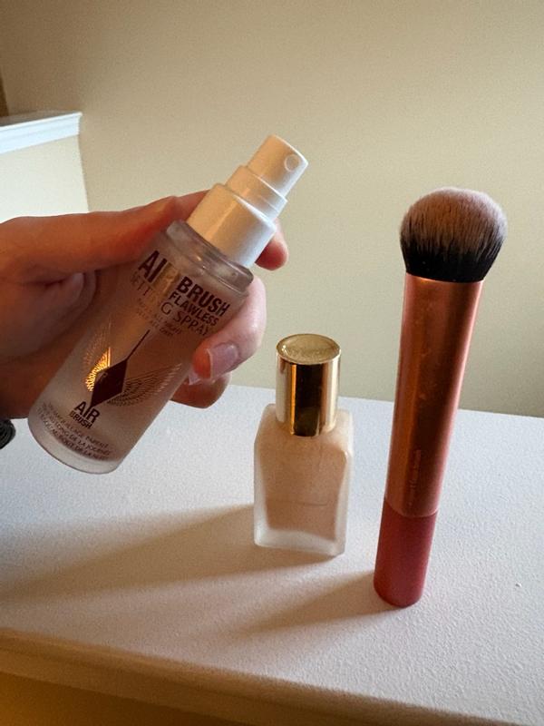 Customer photo for "A Natural Long-Lasting Finishing Spray"