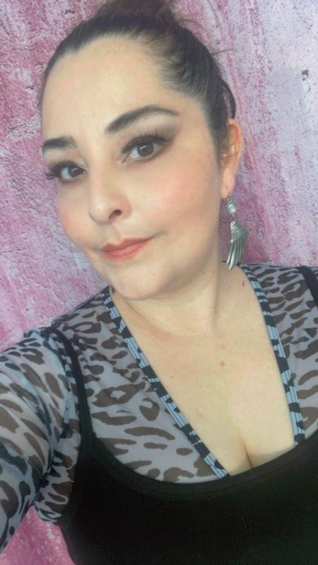 Customer photo for "Lippy"