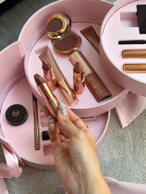 Customer photo for "The most gorgeous box ever!"