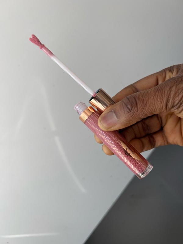 Customer photo for "The Collagen Lip Bath wand could be bigger"