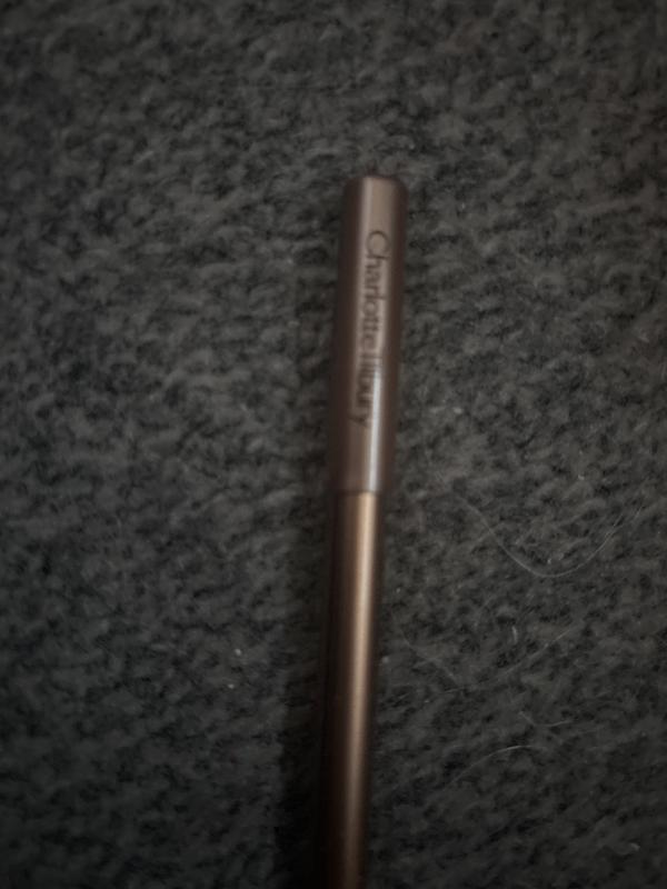 Customer photo for "Long lasting lip liner"