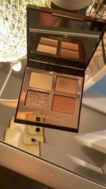 Customer photo for "luxury product , beautiful eyeshadows"