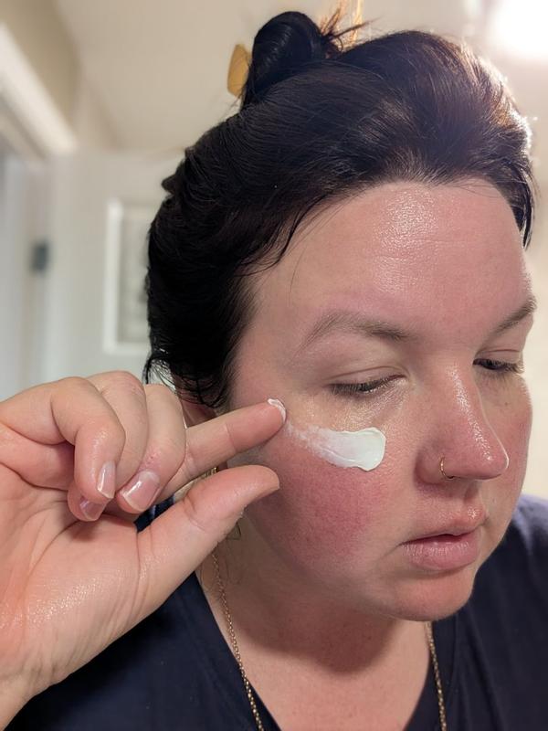 Customer photo for "Absolutely gorgeous skincare treat box!"