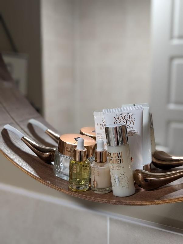 Customer photo for "Absolutely gorgeous skincare treat box!"