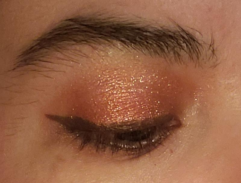 Eyeliner at night with flash