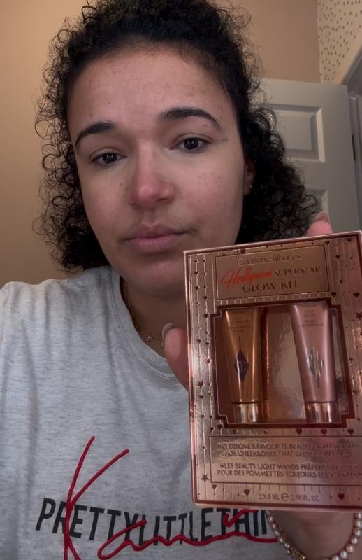 Customer photo for "Glowy"