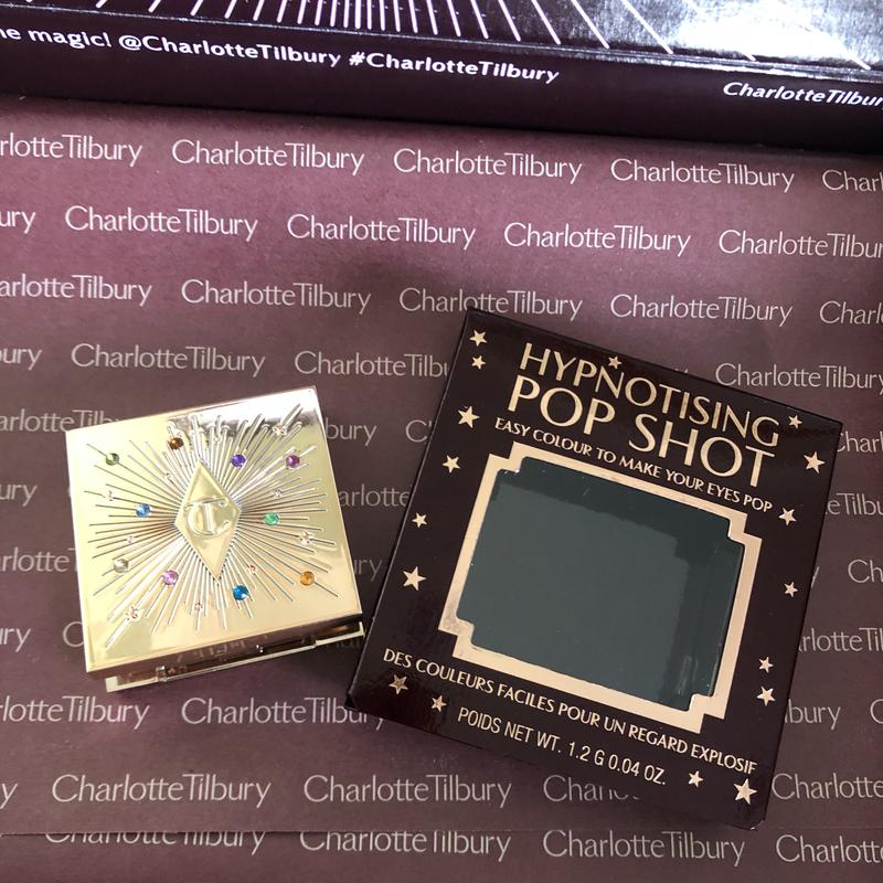 Customer photo for "Beautiful eyeshadow"