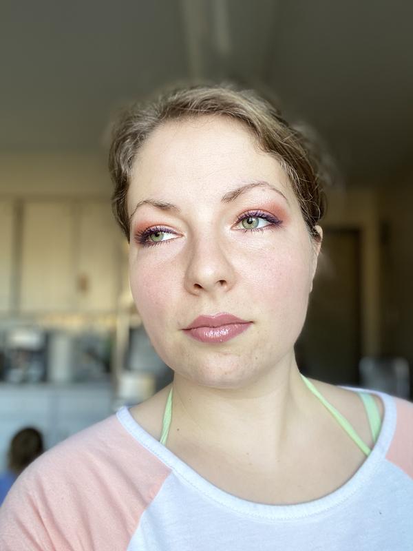 Mesmerizing green eyes