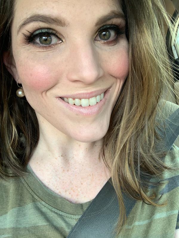 Customer photo for "I LOVE this versatile palette!"