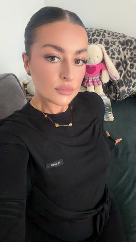 Customer photo for "Wow cosmetics"