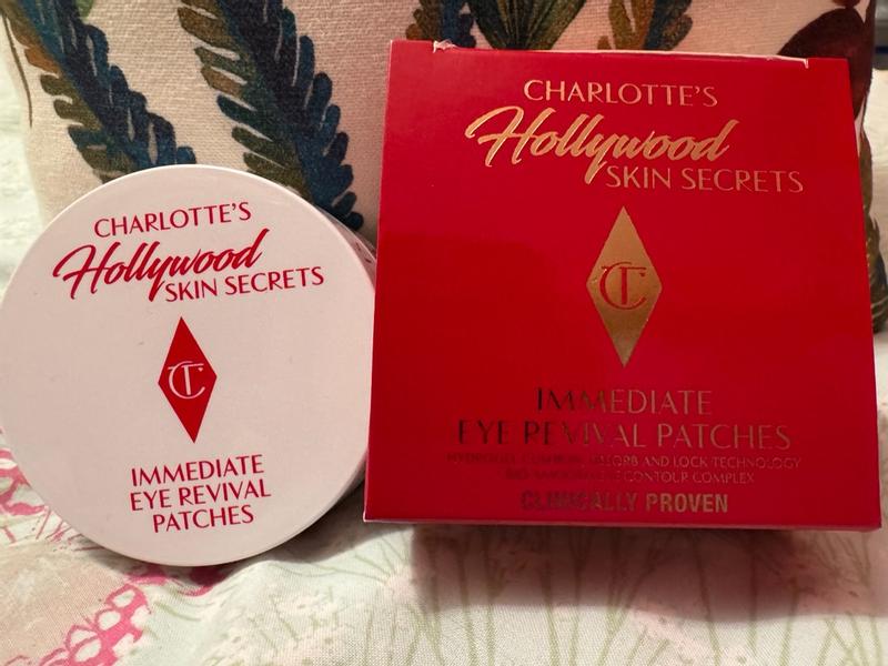 Customer photo for "Gives a quick skincare boost to tired eyes"