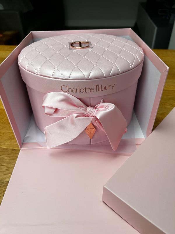 Customer photo for "Dreams come true with this huge makeup gift!"