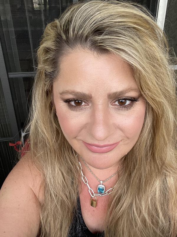 Beautiful Skin concealer photo with no filter applied