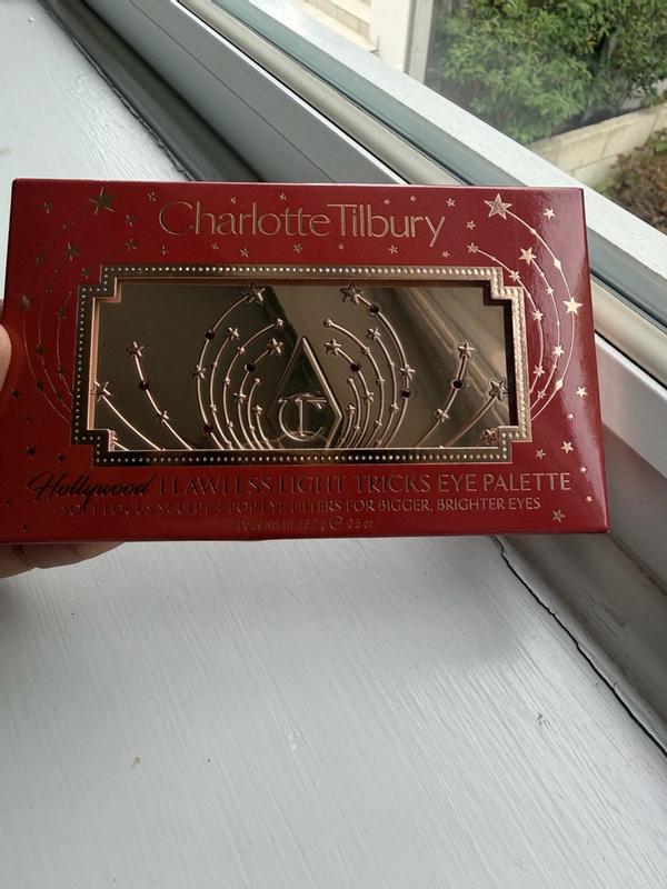 Customer photo for "Charlotte tilbury Hollywood flawless Eye Palette"