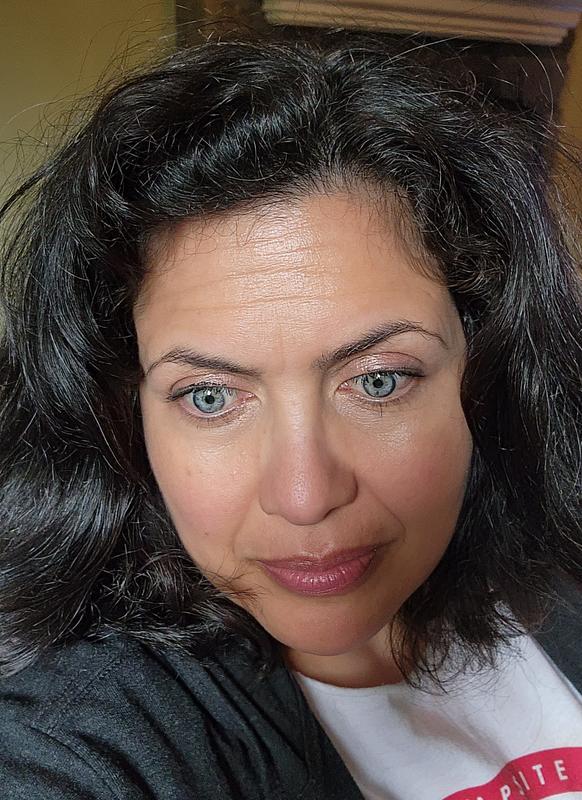 I'm wearing Rose Gold light for day wear