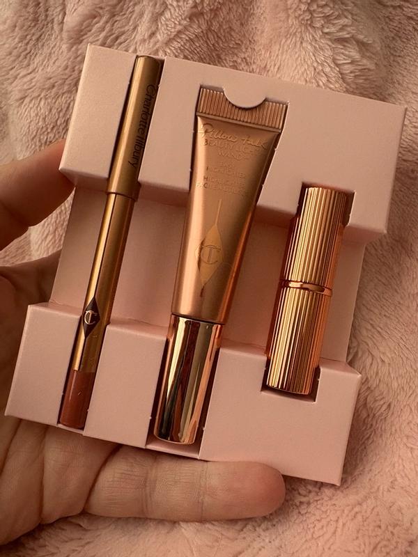 Customer photo for "Iconic"