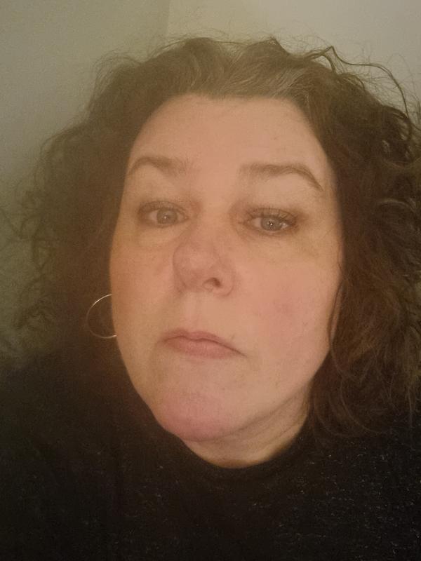 Customer photo for "Eyeshadow oallette"