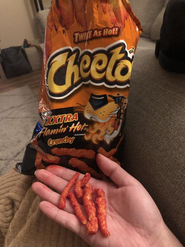 Cheetos Crunchy Xxtra Flamin' Hot 8.5oz : Snacks fast delivery by App or  Online
