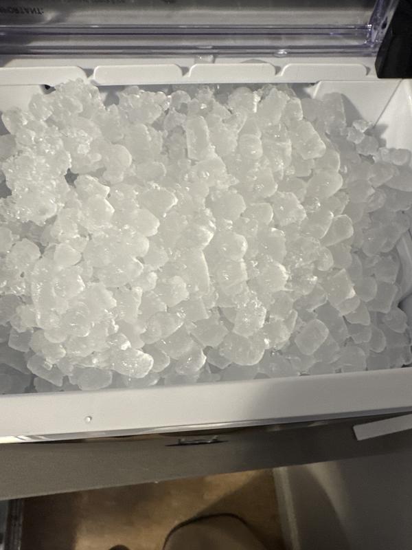 Customer carousel item 6.