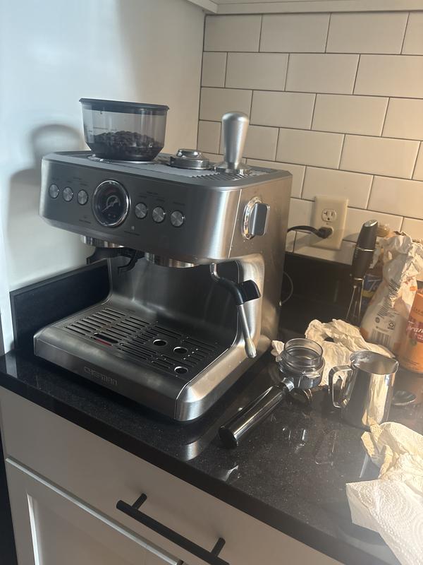 Customer carousel item 7.