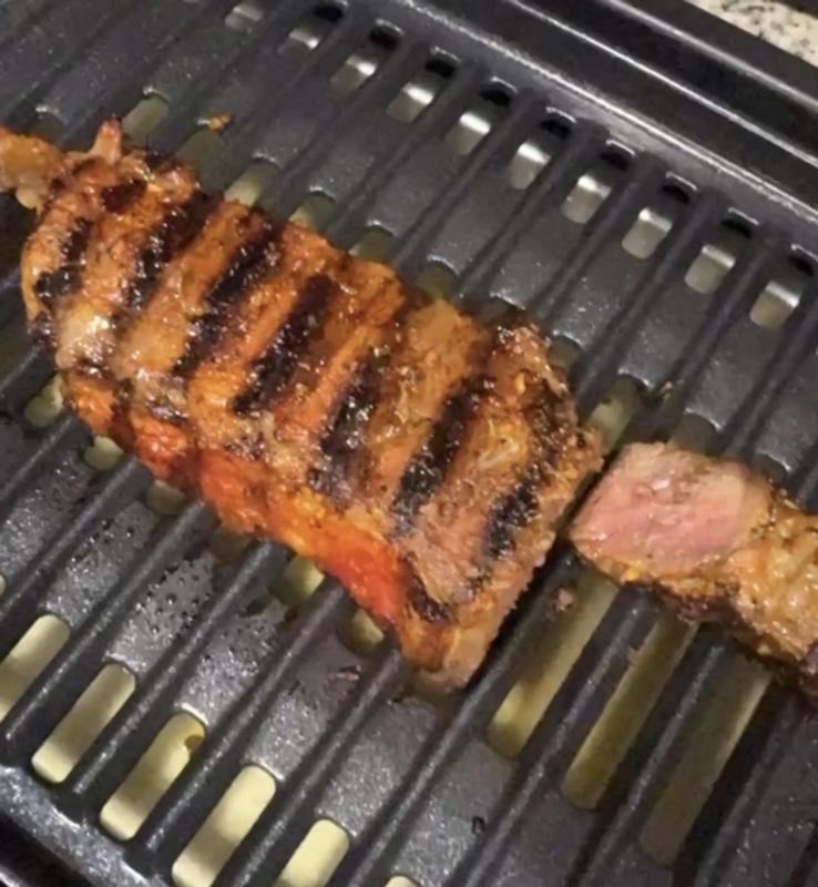 Customer carousel item 6.