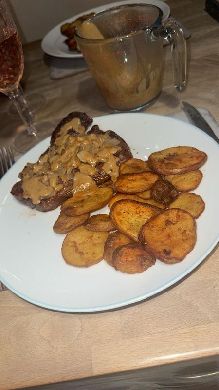 Customer carousel item 6.