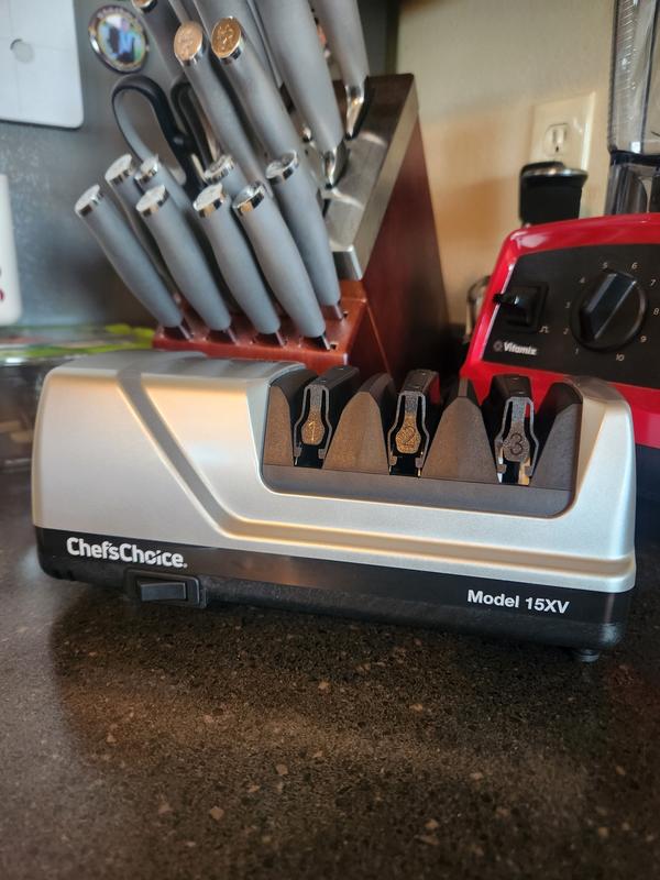 Chef'sChoice Model 15XV Professional Electric Knife Sharpener, 3-Stage  15-Degree Trizor, in Brushed Metal (0101508) 