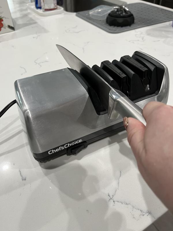 Chef's Choice Trizor XV Knife Sharpener, used for Sale in Freeport, NY -  OfferUp