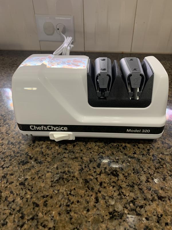 Chef'sChoice Model 320 Electric Sharpener - 2-Stage 20° Dizor