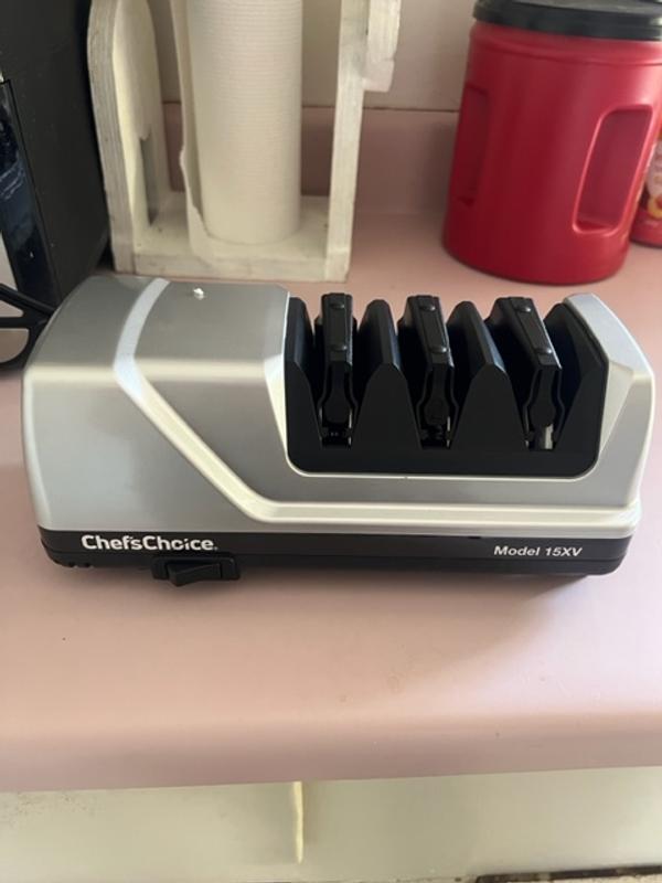 Chef'sChoice Model 15XV Professional Electric Knife Chef'sChoice Model 15XV Professional Electric Knife