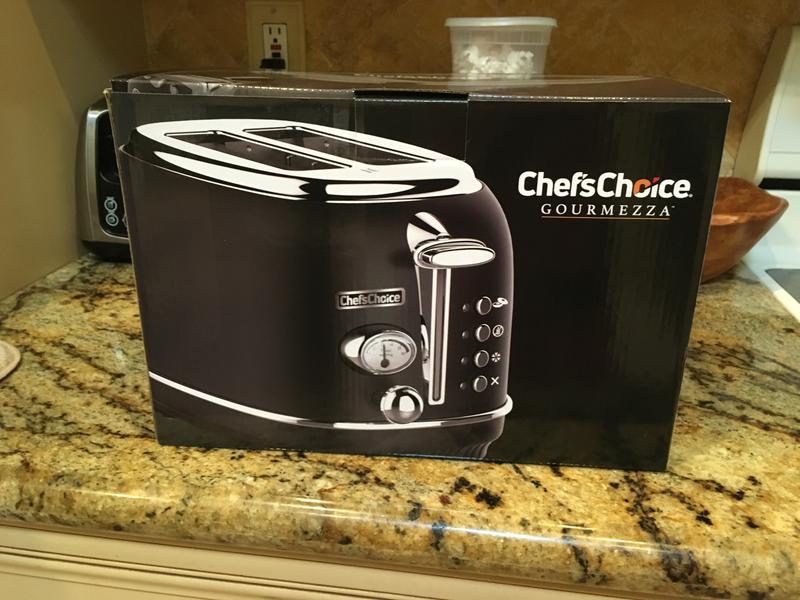 Chef'sChoice 2-Slice Black Toaster with 6 Browning Options, Timer, and  Slide-Out Crumb Tray in the Toasters department at