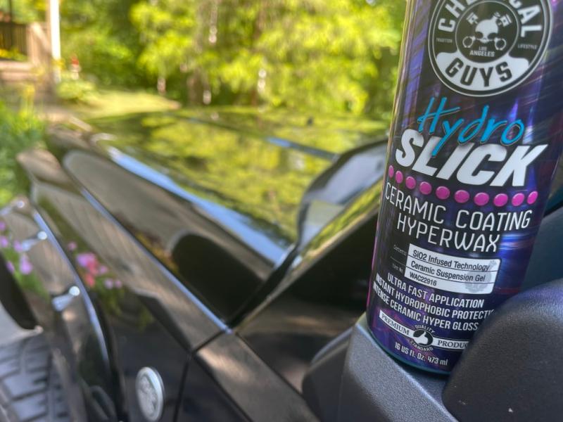 Achieve intense hyperactive water beading with Hydroslick Ceramic Coating  Hyperwax!⁣ Hydroslick uses ceramic Si02 nanotechnology to seal the pores  of, By Chemical Guys