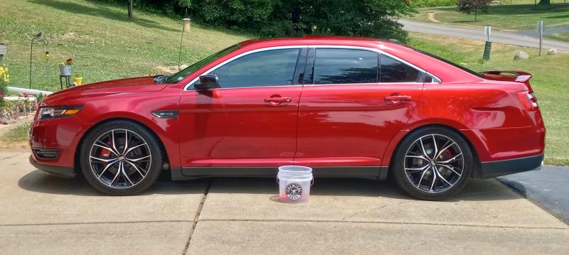 Chemical Guys Butter Wet Wax Warm & Deep Carnauba Shine