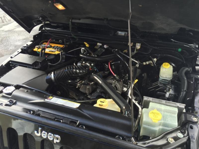 Chemical Guys Black on Black Instant Shine Interior and Exterior Spray