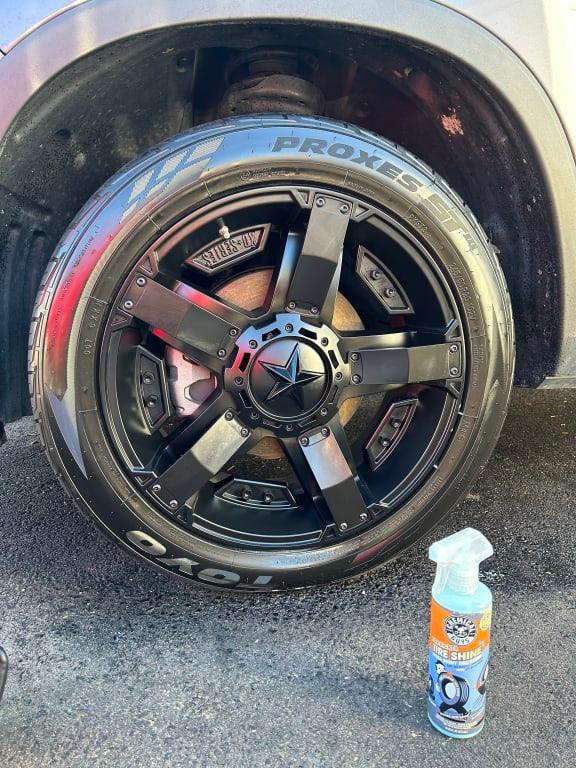 Review of Chemical Guys Tire Kicker Tire Shine 