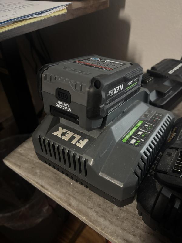 FLEX 24V 3.5Ah Stacked Lithium-Ion Starter Kit FX0411-1F FLEX 24V 3.5Ah Stacked Lithium-Ion Starter Kit FX0411-1F