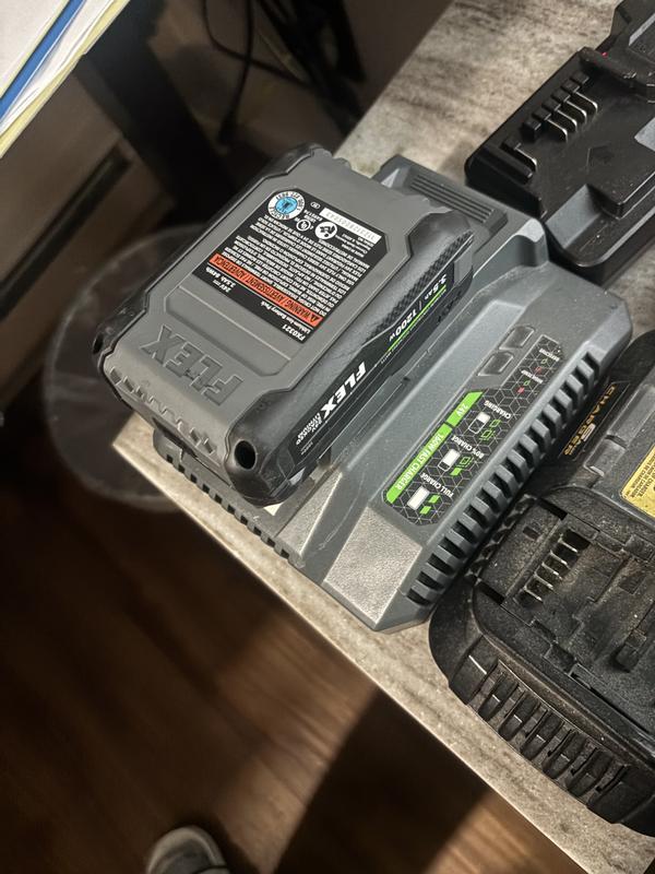 FLEX 24V 3.5Ah Stacked Lithium-Ion Starter Kit FX0411-1F FLEX 24V 3.5Ah Stacked Lithium-Ion Starter Kit FX0411-1F