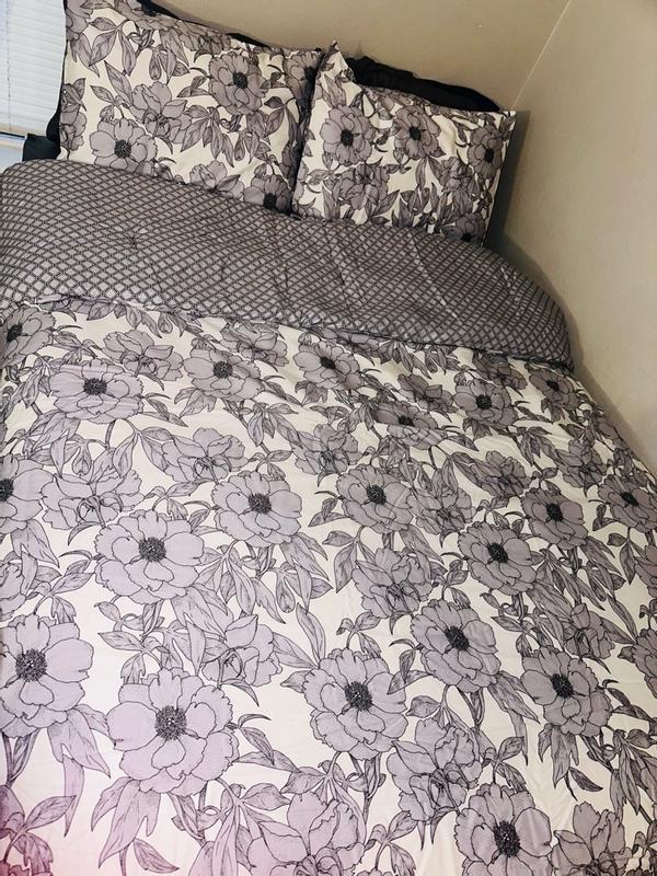 Review Thumbnail Image 1 379482256