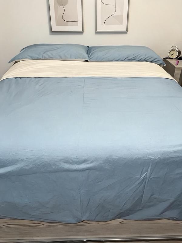 Customer photo for "Soft, Stylish, and Great Quality Duvet Cover Set"
