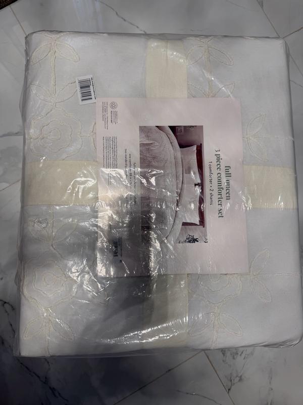 Customer carousel item 9.