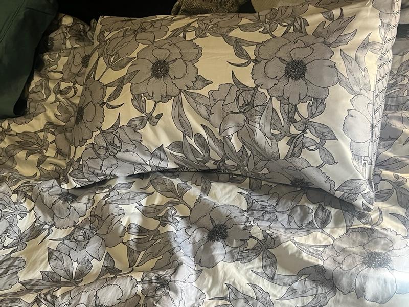 Review Thumbnail Image 0 379486253