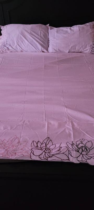 Review Thumbnail Image 0 379468909