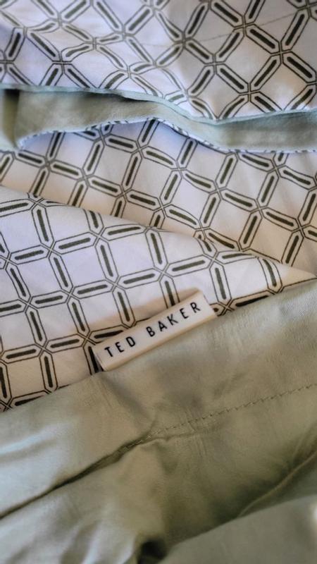 Review Thumbnail Image 1 381356989