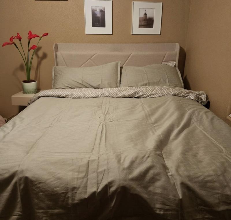 Review Thumbnail Image 0 379575199