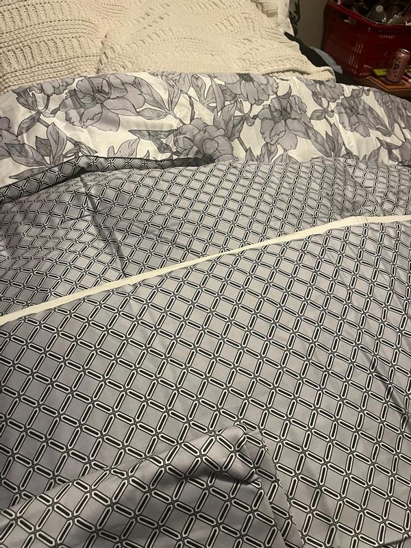 Review Thumbnail Image 2 383405014