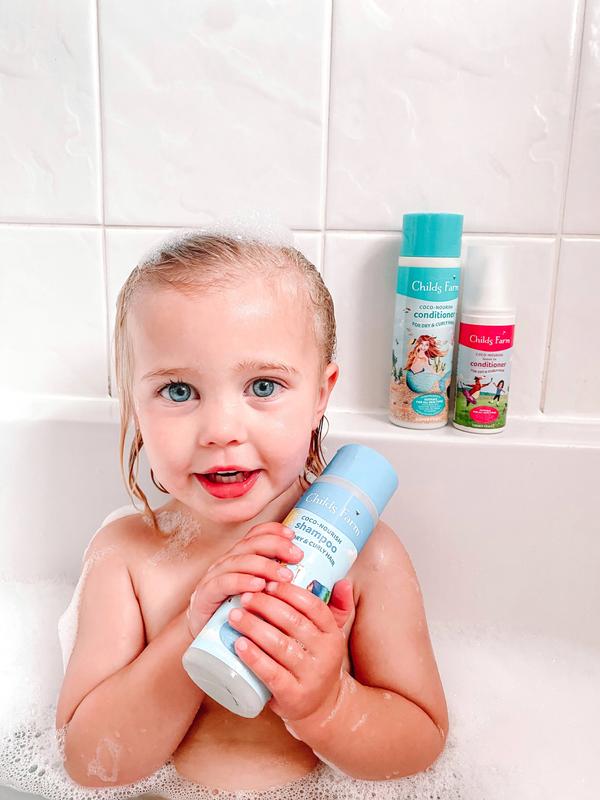 Childs Farm Coco-Nourish Shampoo for Kids - Organic Coconut Water,  Frizz-Free, Suitable for Dry & Curly Hair, Newborns & Up, Dermatologist  Approved